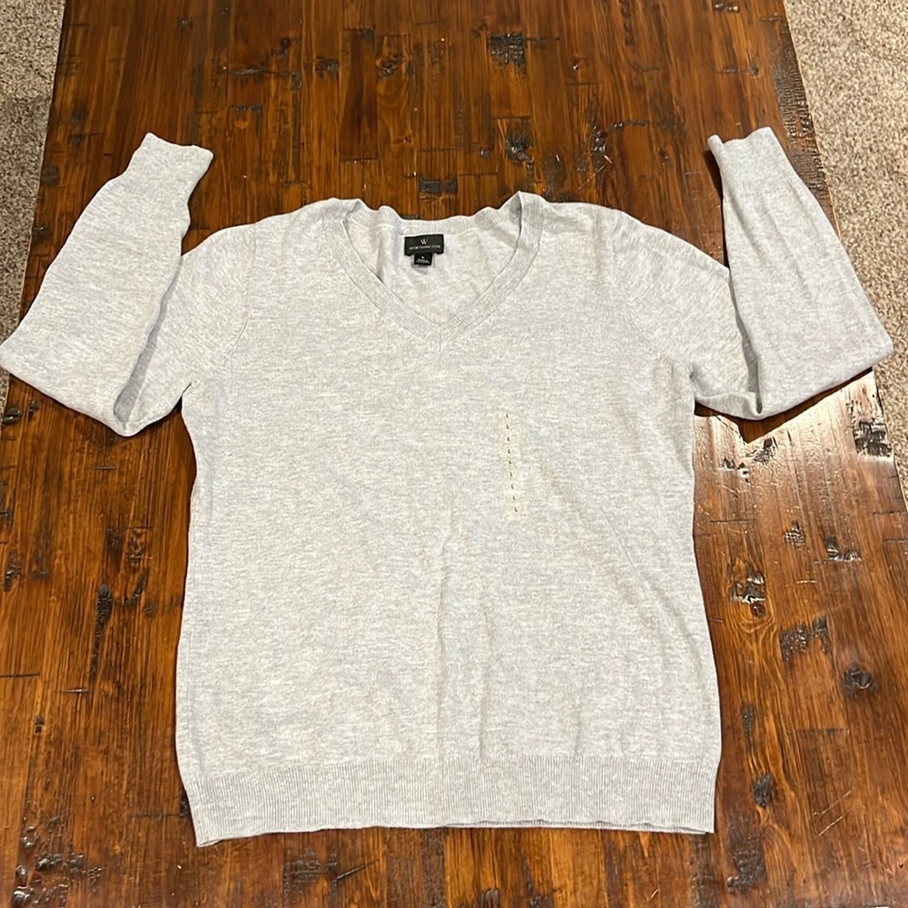NWOT! Worthington Sweater. Gray. SZ L